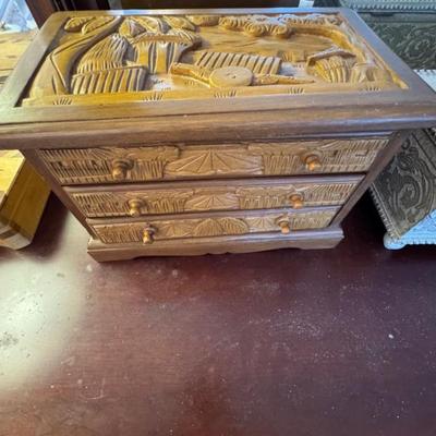 Sale Photo Thumbnail #390