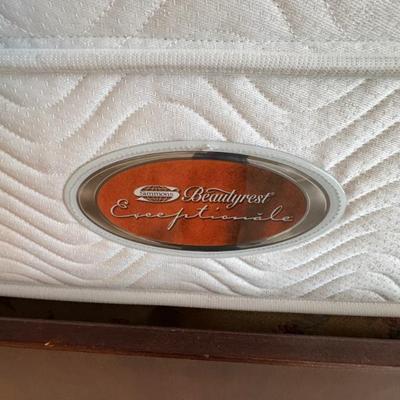 Sale Photo Thumbnail #384