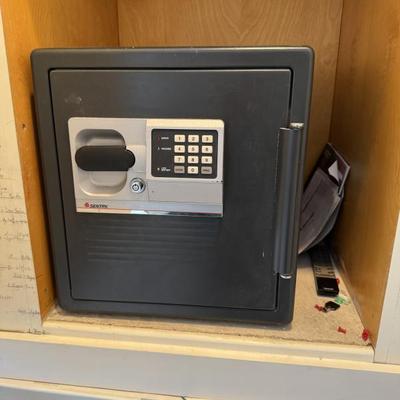 Sale Photo Thumbnail #382