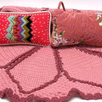 Decorative Pillow and Tablecloth Set - Charming Home Decor