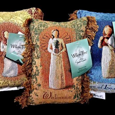 "Susan Lordi" Willow Tree Pillow Collection 