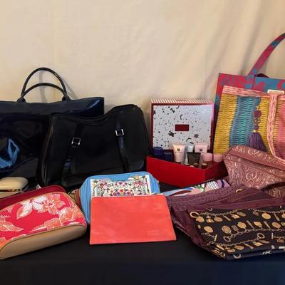 Huge Lot Of Estee Lauder Items