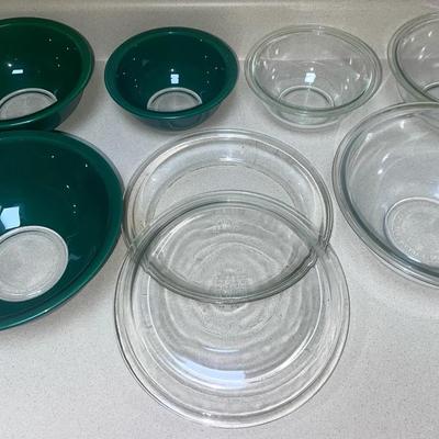 Pyrex Mixing Bowl Sets & 2 Pyrex Pie Plates