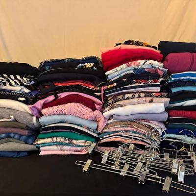 Huge Lot Of Women’s Clothes 
