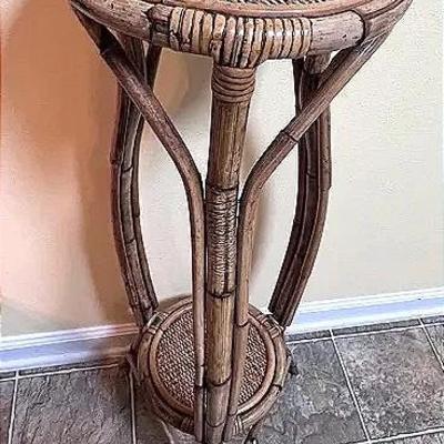 Round Bamboo & Wicker Table