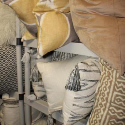 Sale Photo Thumbnail #366