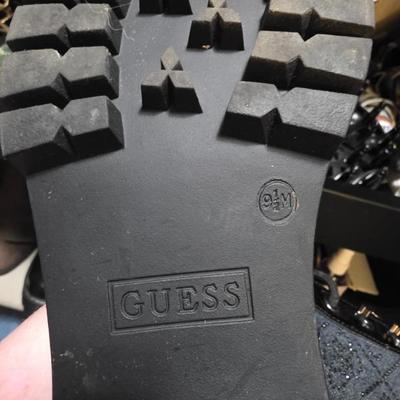 Sale Photo Thumbnail #98