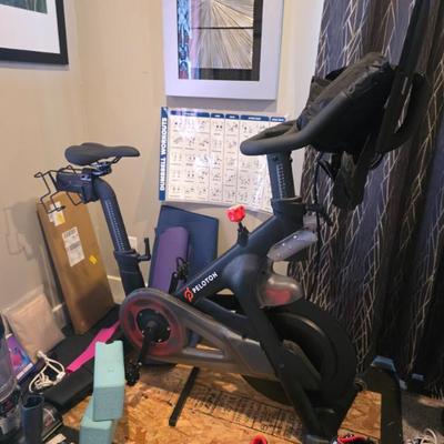 Sale Photo Thumbnail #51