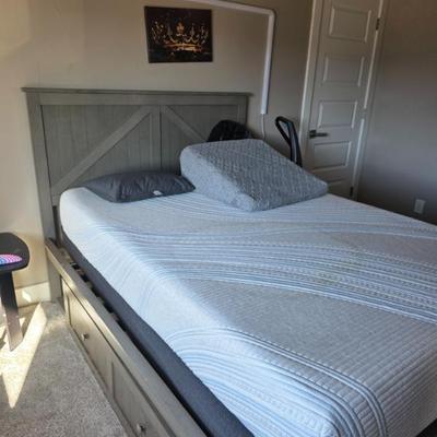 Sale Photo Thumbnail #76