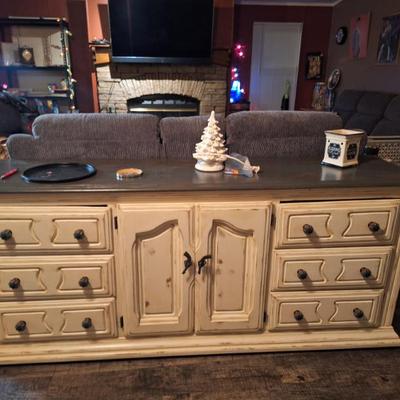 Sale Photo Thumbnail #105