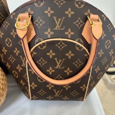 Sale Photo Thumbnail #8