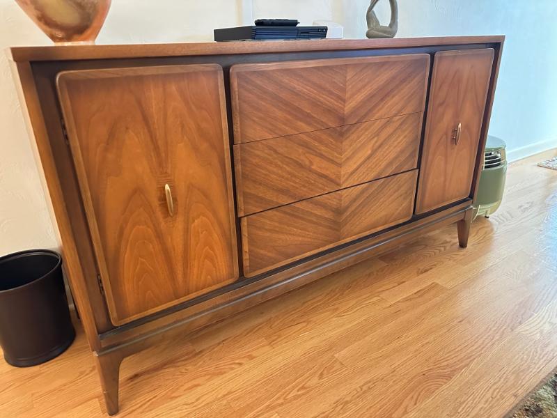 Sale Photo Thumbnail #65