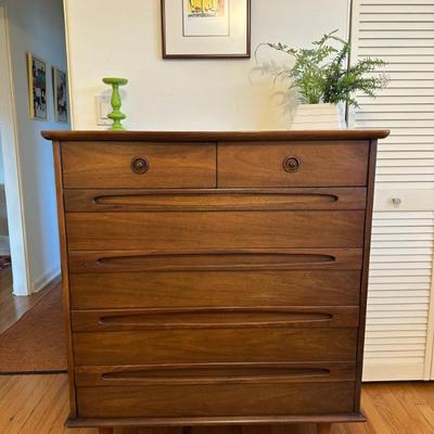 Sale Photo Thumbnail #40