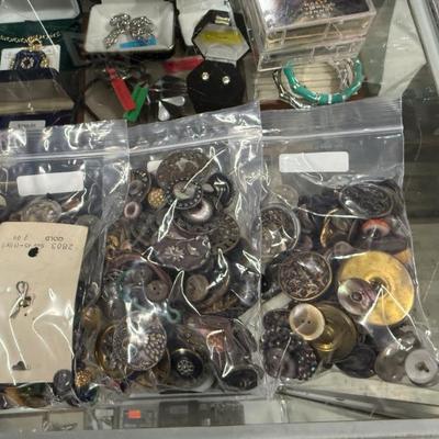 Sale Photo Thumbnail #47