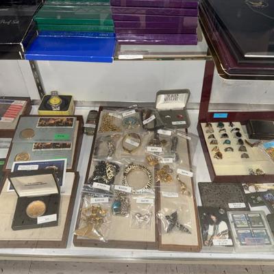 Sale Photo Thumbnail #78