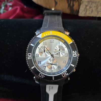 Sale Photo Thumbnail #232