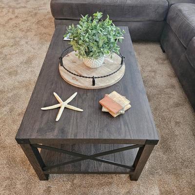 Sale Photo Thumbnail #84: Coffee Table