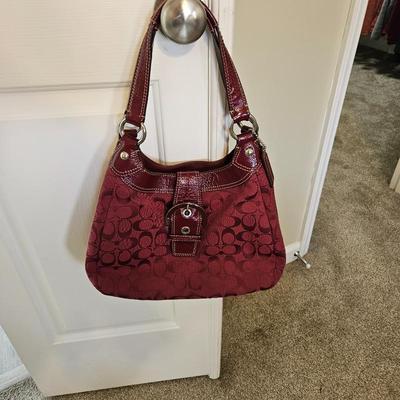 Sale Photo Thumbnail #151: Vintage Coach Purse