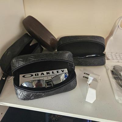 Sale Photo Thumbnail #10: Oakley Glasses