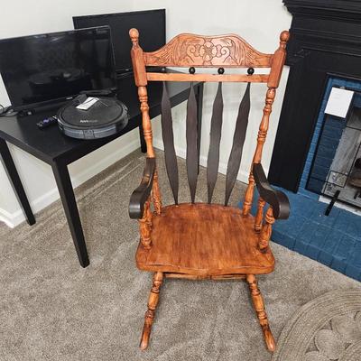 Sale Photo Thumbnail #98: Wooden Rocker Phillips Smart Roku TV RCA TV