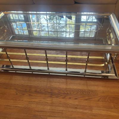 Sale Photo Thumbnail #4: coffee table! Plus 4 side tables