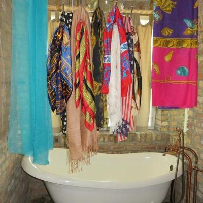 Sale Photo Thumbnail #341