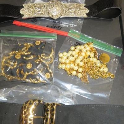 Sale Photo Thumbnail #323