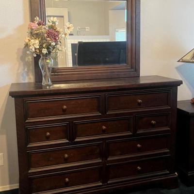 Sale Photo Thumbnail #25