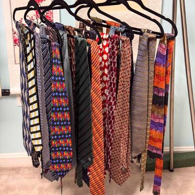 Sale Photo Thumbnail #182