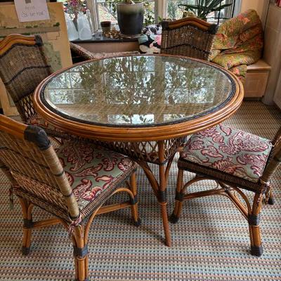 Sale Photo Thumbnail #38: Glass top rattan furniture ( (indoor)