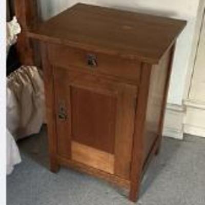 Sale Photo Thumbnail #61: Stickley nightstand