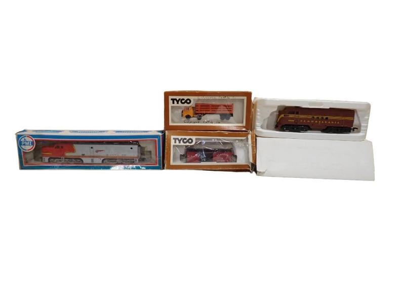 Sale Photo Thumbnail #100