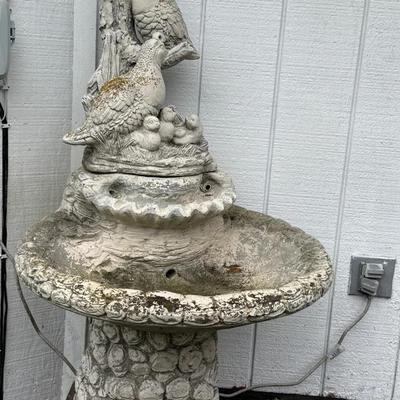 Decorative Plaster Bird Garden Fountain – Pedestal Style Outdoor
