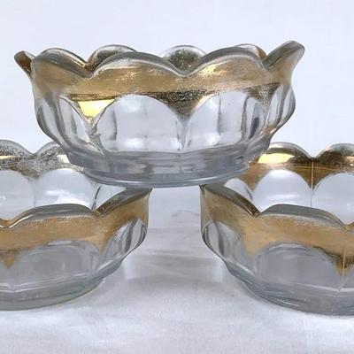 Vintage Gold Trim Scalloped Glass Dessert Bowls – Set of 3 – Mid-Century Style
