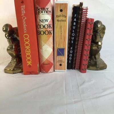 Vintage Cookbooks And Pressed Metal Bookends 