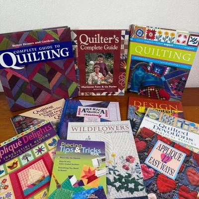 Large Assortment Of Quilting And Appliqué Books