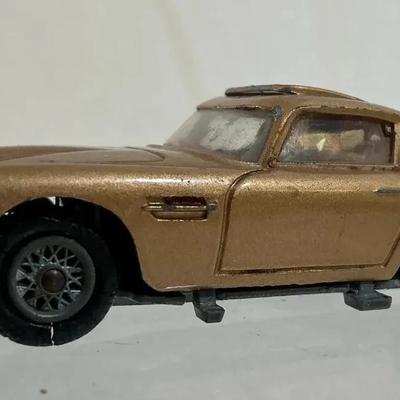 Corgi Toys Diecast 261 James Bond 007 Aston Martin D85, Vintage