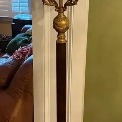 Traditional Brass-Finish Floor Lamp with Fluted Column & Pleated Silk-Style Shade