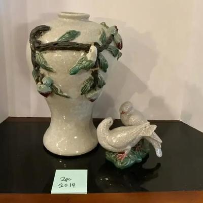 Lot Of Two Home Decor Pieces