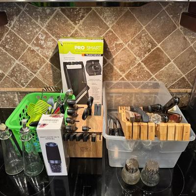     Knives, Slicer Salt, And Pepper, Shakers, And Other Utensils 