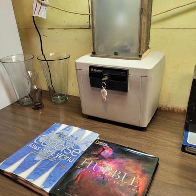 Sale Photo Thumbnail #666