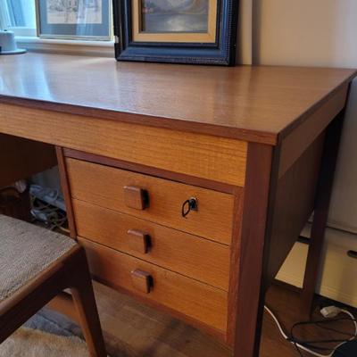 Sale Photo Thumbnail #305