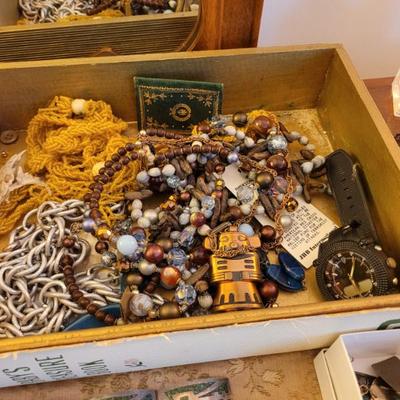 Sale Photo Thumbnail #132