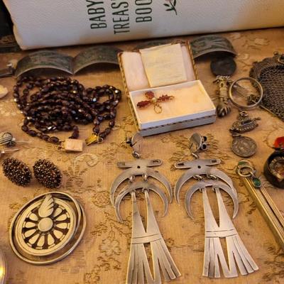 Sale Photo Thumbnail #126