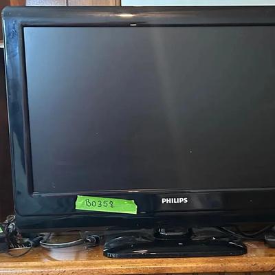 BO358 21” Phillips TV And Speakers