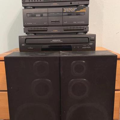 BO112 Magnavox Stereo System Including 5 Disc Cd Changer 