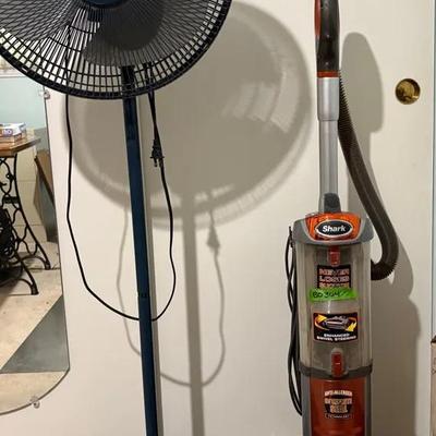 BO364 Shark Vacuum & Large Fan