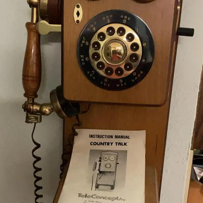 BO110 Country Talk Wall Phone