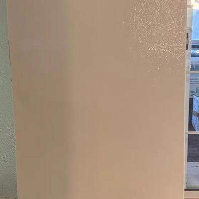 BO143 Kenmore Upright Frostless Freezer