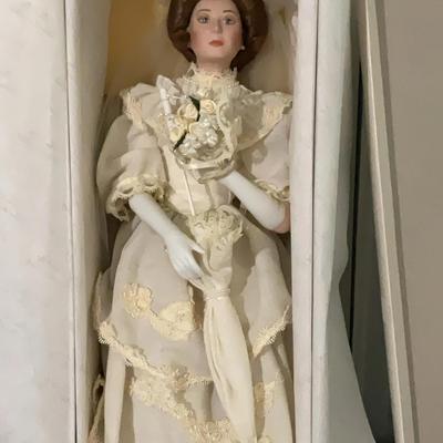 BO314 Vintage Flora Bride Of The Century